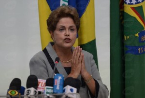 Dilma_Rousseff_comenta_os_protestos_de_15_de_março_de_2015